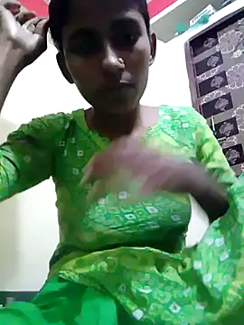 Snapshot of SEXY-boudi43 chatting on March 8, 12:30 pm SEXY-boudi43 online show from March 8, 12:30 pm