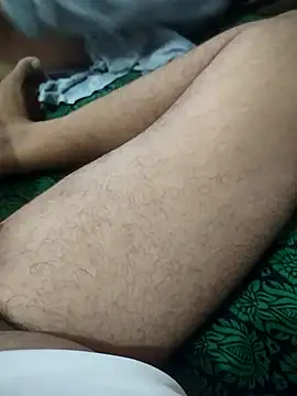 Snapshot of indian_couple4 chatting on June 27, 3:11 am indian couple4 online show from June 27, 3:11 am
