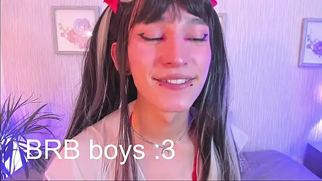 Snapshot of iiangel_ chatting on March 19, 6:35 am iiangel  online show from March 19, 6:35 am