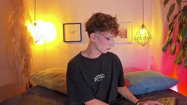 Snapshot of iiangel_ chatting on October 10, 3:38 am iiangel  online show from October 10, 3:38 am