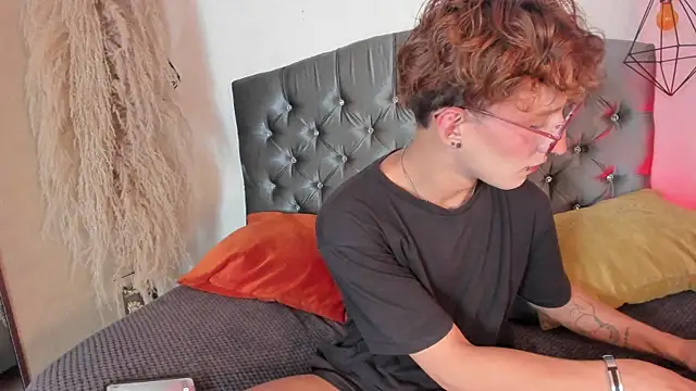 Snapshot of iiangel_ chatting on October 26, 3:34 am iiangel  online show from October 26, 3:34 am