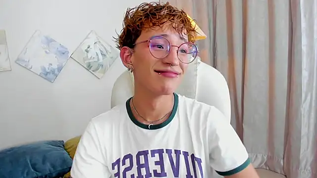 iiangel  online show from February 4, 3:34 am