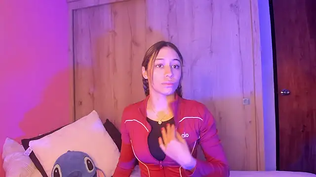 TANIA 06 online show from April 18, 1:15 pm