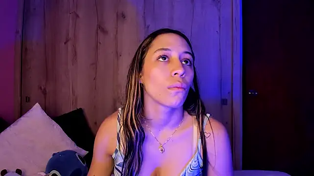 TANIA 06 online show from April 23, 1:13 pm