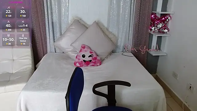 emily-777 online show from February 26, 8:22 pm