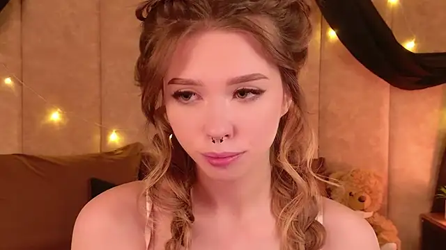 Sierra Fane online show from February 22, 6:35 am