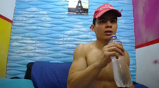 seigfried0 online show from March 6, 10:36 pm