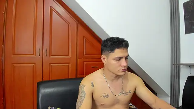 Snapshot of SaraClub_JY chatting on February 18, 1:12 am SaraClub JY online show from February 18, 1:12 am