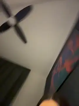 Snapshot of NaomiMulan chatting on April 9, 9:42 pm NaomiMulan online show from April 9, 9:42 pm