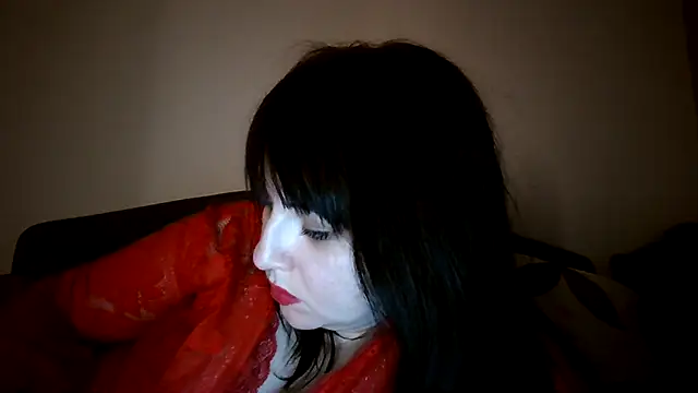 Snapshot of KamillaLaLove chatting on February 21, 8:05 pm KamillaLaLove online show from February 21, 8:05 pm