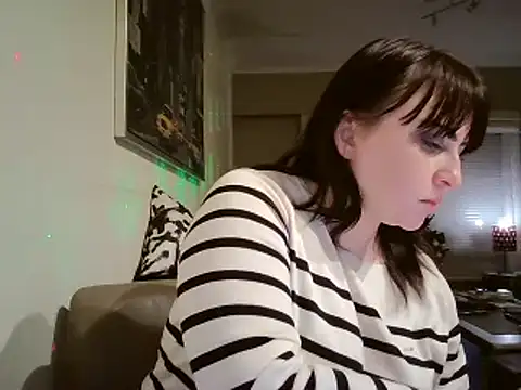 Snapshot of KamillaLaLove chatting on March 4, 10:38 pm KamillaLaLove online show from March 4, 10:38 pm