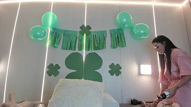 sasha riverss online show from March 17, 7:39 pm