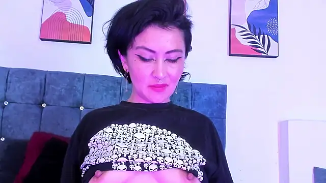 lilith catt online show from March 8, 1:39 am