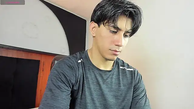 Snapshot of Allex_Cano chatting on March 8, 9:18 pm Allex Cano online show from March 8, 9:18 pm