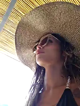 EmmyCortez online show from March 11, 4:51 pm