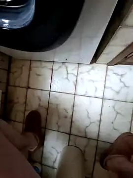 Snapshot of mauroxx08 chatting on March 5, 10:00 am mauroxx08 online show from March 5, 10:00 am