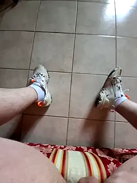 Snapshot of mauroxx08 chatting on March 16, 3:49 pm mauroxx08 online show from March 16, 3:49 pm