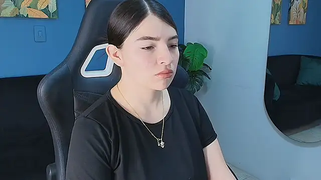 Zamira Taylor online show from November 29, 3:42 am