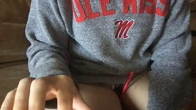 ashleighpink online show from October 3, 8:06 pm