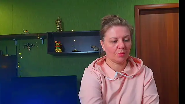 VeronikawGold online show from April 30, 8:57 pm