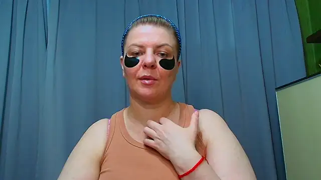 VeronikawGold online show from May 7, 10:26 pm