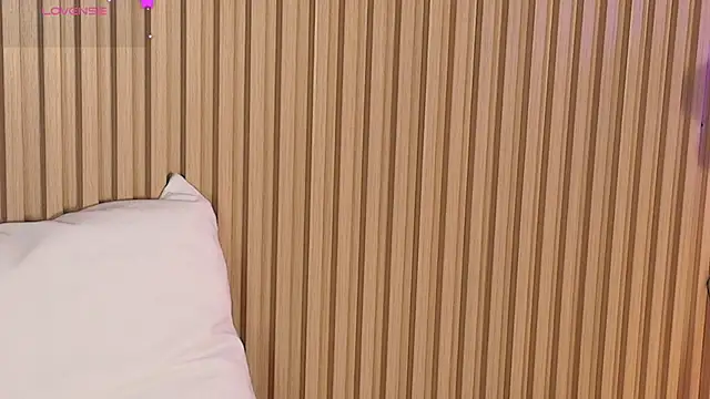 emily sweett24 online show from February 19, 12:01 pm