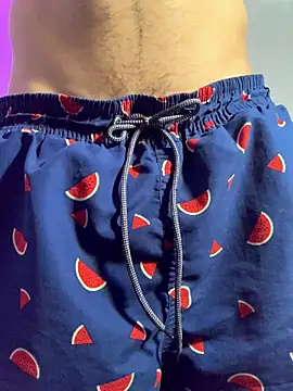 eross chipre  online show from December 1, 8:14 pm