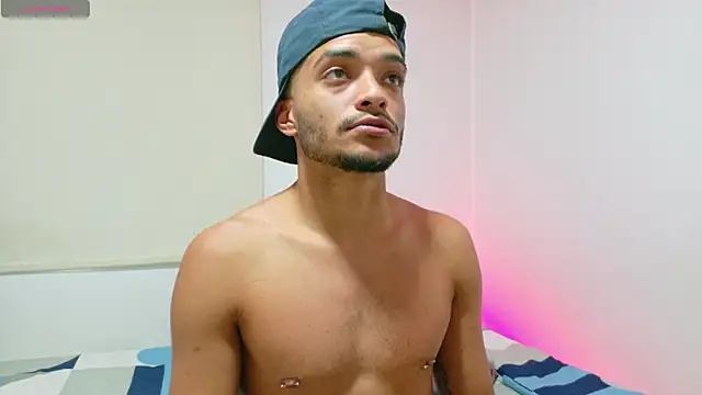 eross chipre  online show from January 17, 9:51 pm