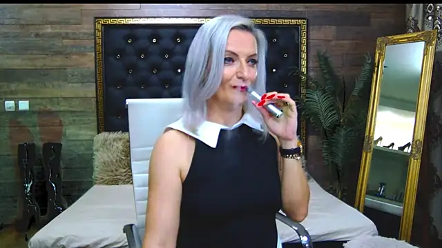 LadyTouch online show from March 17, 3:47 am