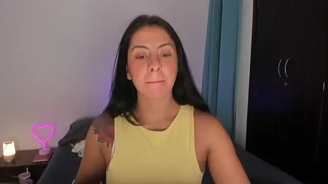 Snapshot of _lucianapalmer chatting on March 23, 11:14 am lucianapalmer online show from March 23, 11:14 am