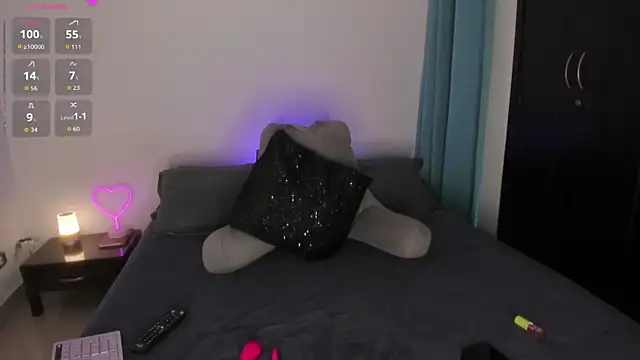 Snapshot of _lucianapalmer chatting on March 25, 11:49 am lucianapalmer online show from March 25, 11:49 am