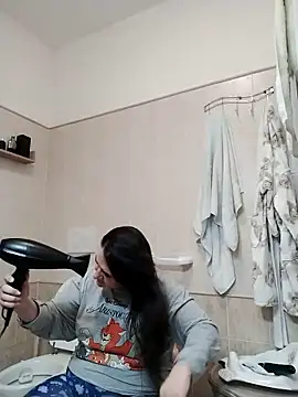 Dolcecurvy online show from January 11, 6:13 pm