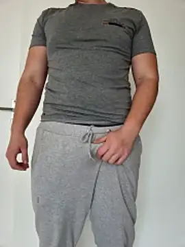 Snapshot of JBM007 chatting on March 30, 1:34 pm JBM007 online show from March 30, 1:34 pm