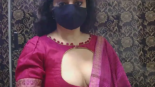 MilkyQueen69 online show from March 18, 9:56 am