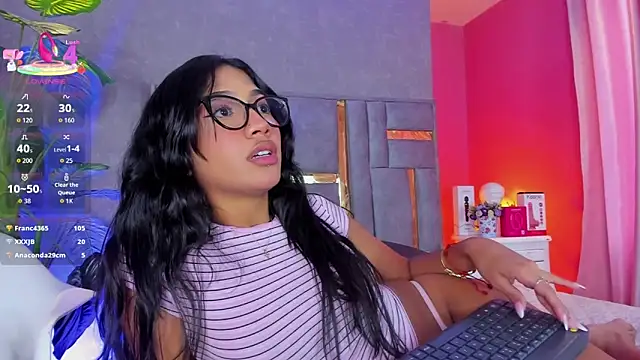 Snapshot of Tyla_Ks chatting on April 16, 9:39 pm Tyla Ks online show from April 16, 9:39 pm