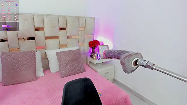 Snapshot of cutie_sarax1 chatting on October 1, 12:11 pm cutie sarax1 online show from October 1, 12:11 pm