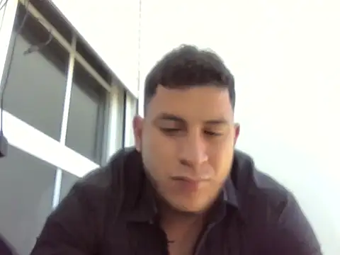Leandro5523Z online show from April 3, 3:21 pm