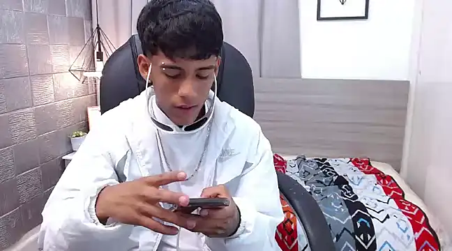 RyanKing19 online show from March 6, 10:52 am