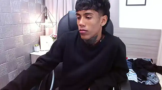 RyanKing19 online show from March 14, 9:24 am