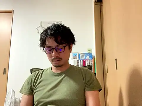 Snapshot of masato1115aa chatting on September 19, 2:40 pm masato1115aa online show from September 19, 2:40 pm