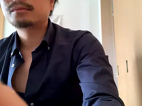 Snapshot of masato1115aa chatting on October 8, 12:41 am masato1115aa online show from October 8, 12:41 am
