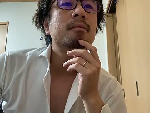 Snapshot of masato1115aa chatting on November 12, 3:18 am masato1115aa online show from November 12, 3:18 am