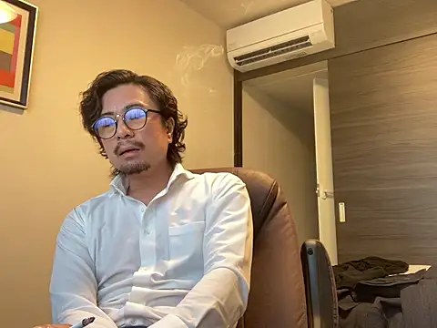 Snapshot of masato1115aa chatting on February 6, 7:12 am masato1115aa online show from February 6, 7:12 am