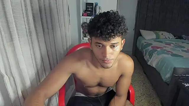 Fox2evans online show from February 5, 9:03 am