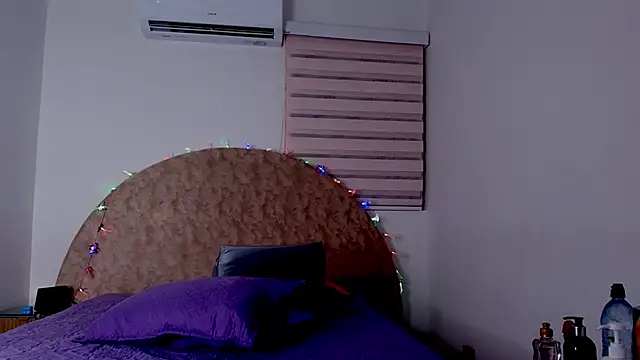 abigail fx online show from December 4, 3:05 am