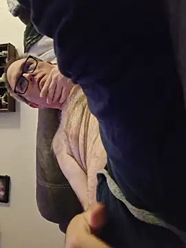 Smallone327 online show from March 15, 5:46 am