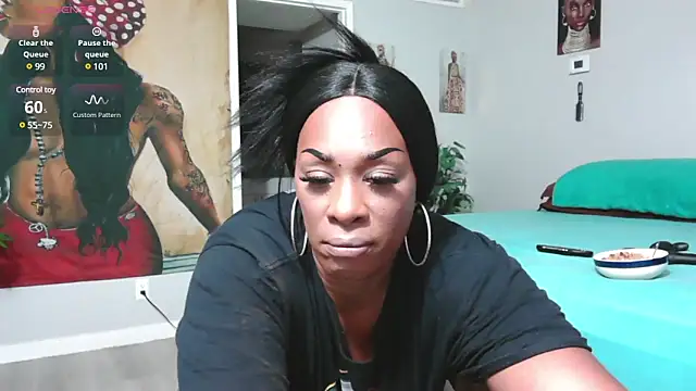 Queenanitadix online show from December 12, 10:09 pm
