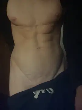 Snapshot of cazzone912025 chatting on October 24, 3:14 am cazzone912025 online show from October 24, 3:14 am