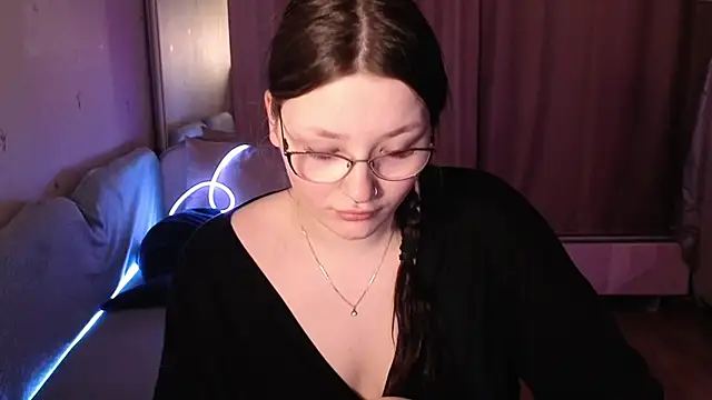 milliedoll online show from March 12, 11:55 pm