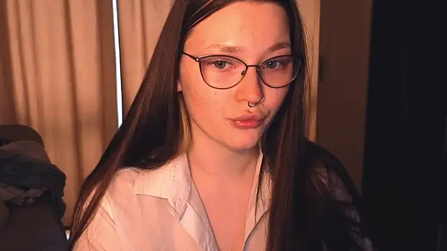 milliedoll online show from May 6, 1:25 am
